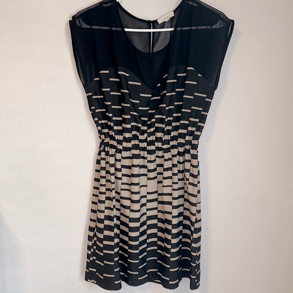 flowy black dress